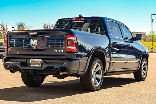 Patriot Blue Pearlcoat 2019 RAM 1500 Limited