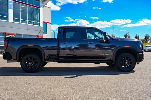 2024 GMC Sierra 2500 AT4