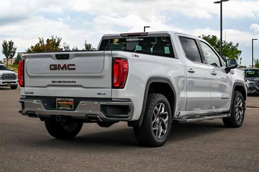 2022 GMC Sierra 1500 SLT