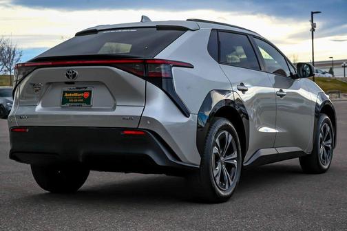2024 Toyota bZ4X XLE