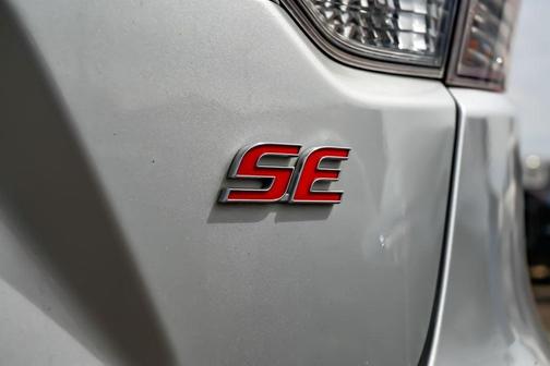 Classic Silver Metallic 2024 Toyota Corolla SE