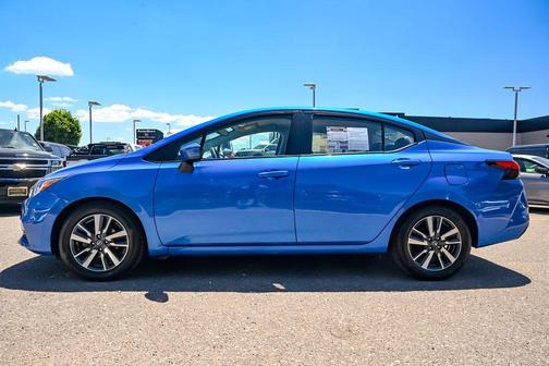 Electric Blue Metallic 2021 Nissan Versa 1.6 SV