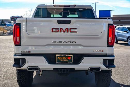2025 GMC Sierra 1500 AT4