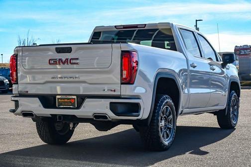 2025 GMC Sierra 1500 AT4