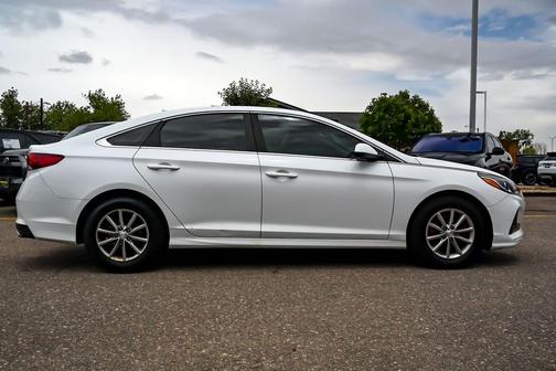 Quartz White Pearl 2019 Hyundai SONATA SE