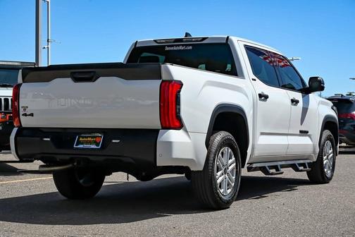 2022 Toyota Tundra SR5