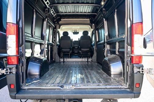 2023 RAM ProMaster 1500 Base