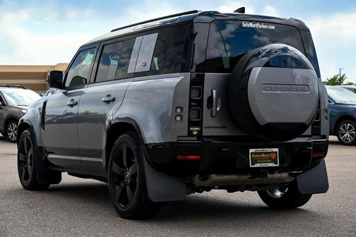 2024 Land Rover Defender P400 X