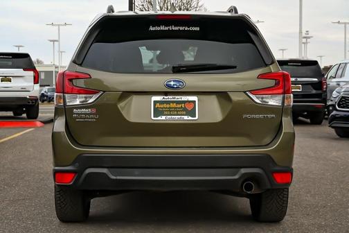 Autumn Green Metallic 2023 Subaru Forester Limited