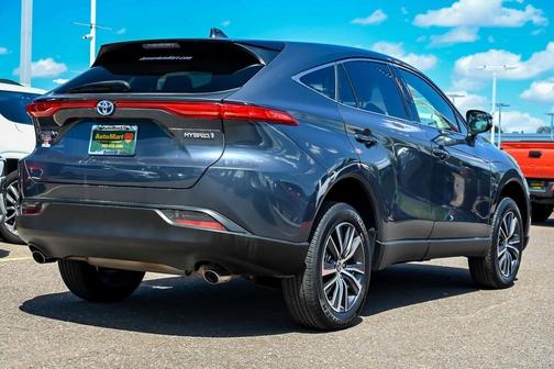 2022 Toyota Venza LE