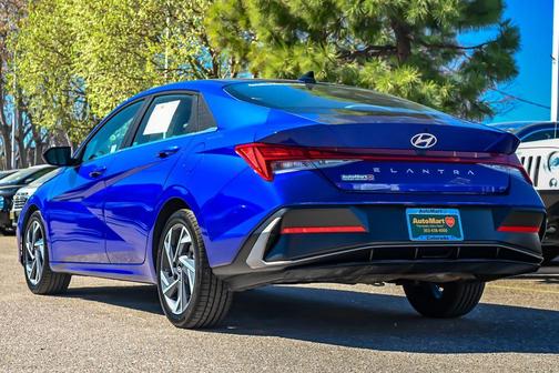2025 Hyundai ELANTRA SEL Convenience