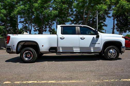 2023 Chevrolet Silverado 3500 LT