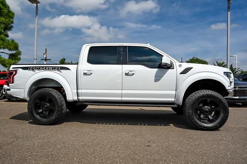 2020 Ford F-150 Raptor