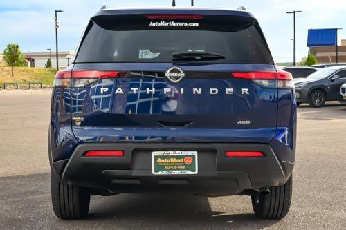 Deep Ocean Blue 2025 Nissan Pathfinder SV