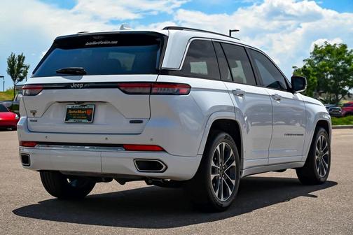 2022 Jeep Grand Cherokee Overland