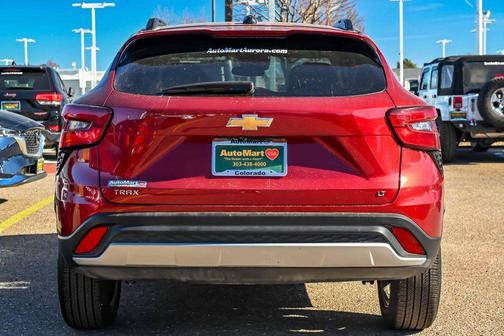 2025 Chevrolet Trax LT