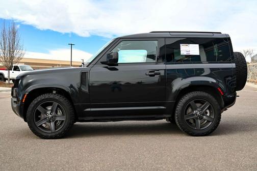 Santorini Black 2023 Land Rover Defender 90 X-Dynamic SE