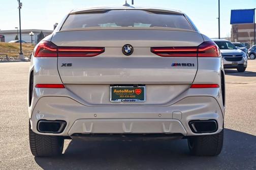 2022 BMW X6 M50i