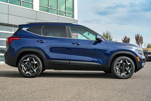 Dark Ocean Blue 2024 Kia Seltos EX