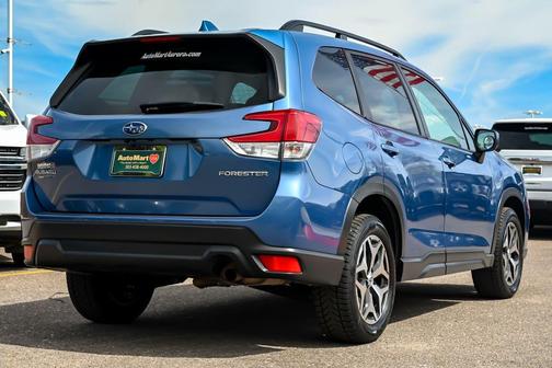 Horizon Blue Pearl 2021 Subaru Forester Premium