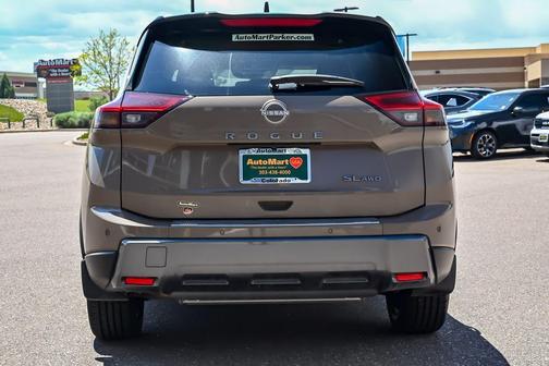 2t Dk Beige Blk 2025 Nissan Rogue SL