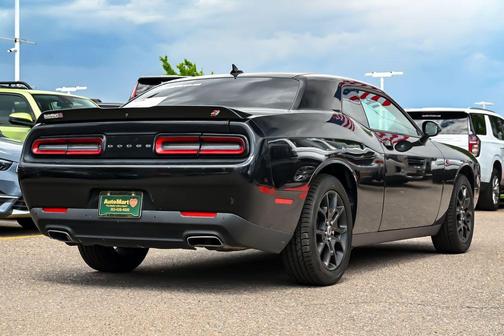 Pitch Black Clearcoat 2018 Dodge Challenger GT