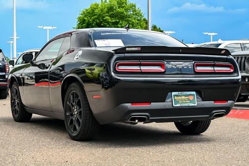 Pitch Black Clearcoat 2018 Dodge Challenger GT