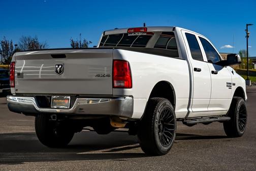 Bright White Clearcoat 2022 RAM 1500 Classic Tradesman