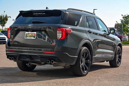 2022 Ford Explorer ST