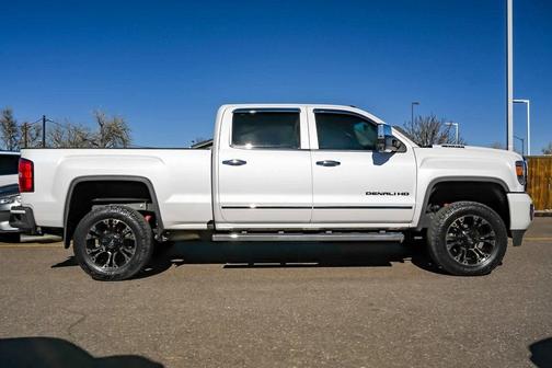2019 GMC Sierra 2500 Denali