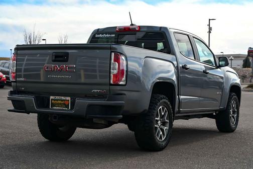 2022 GMC Canyon AT4 w/Leather