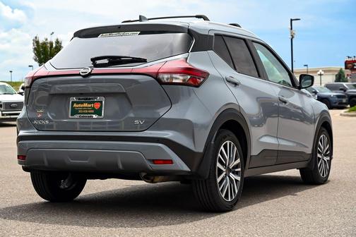 Boulder Gray 2021 Nissan Kicks SV