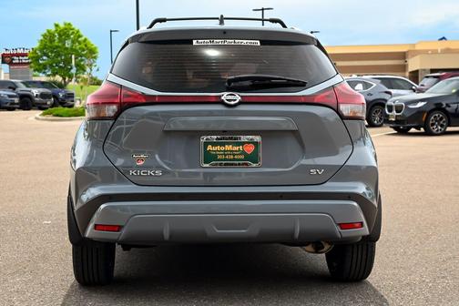 Boulder Gray 2021 Nissan Kicks SV
