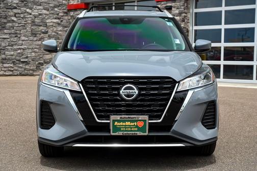 Boulder Gray 2021 Nissan Kicks SV