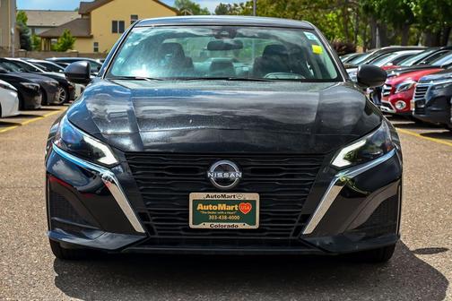 Super Black Clearcoat 2025 Nissan Altima SV