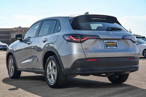 2025 Honda HR-V LX