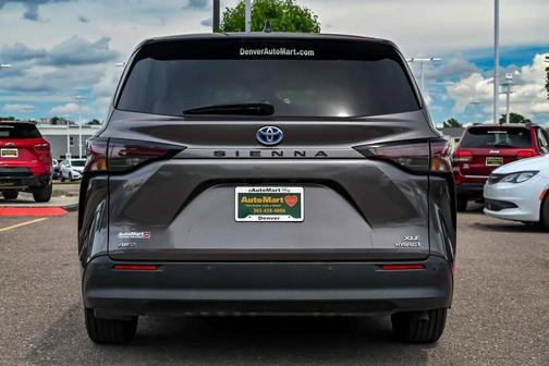 2023 Toyota Sienna XLE