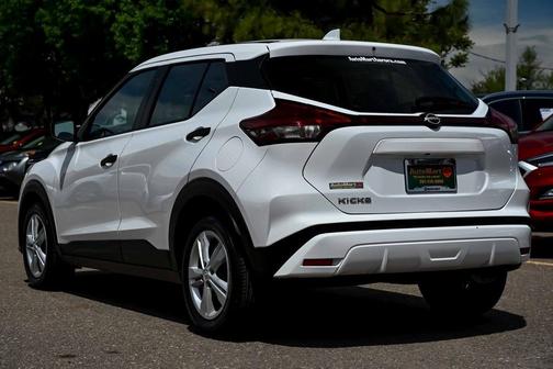 2023 Nissan Kicks S