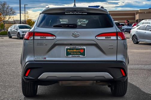 2024 Toyota Corolla Cross LE