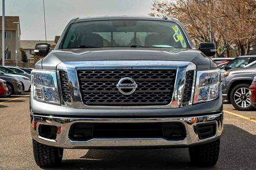 2018 Nissan Titan SV