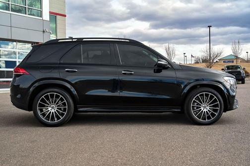 Black 2021 Mercedes-Benz GLE 450 4MATIC