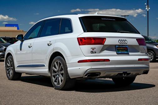 2019 Audi Q7 55 Premium Plus
