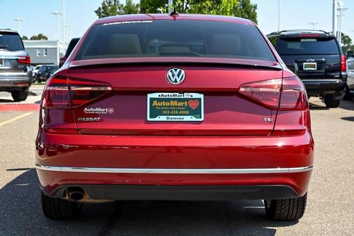 2019 Volkswagen Passat 2.0T Wolfsburg