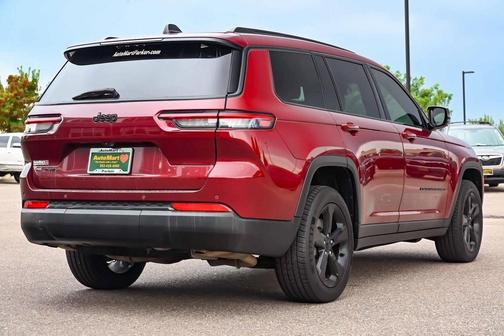 2022 Jeep Grand Cherokee L Laredo