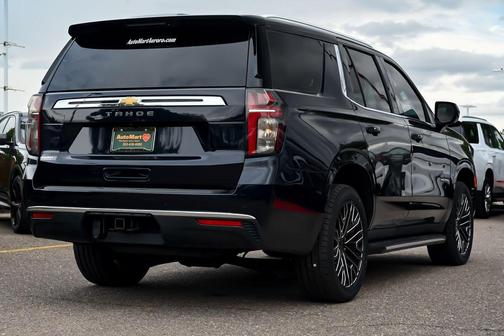 Midnight Blue Metallic 2023 Chevrolet Tahoe LS