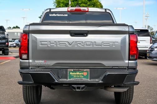 Sterling Gray Metallic 2023 Chevrolet Colorado WT