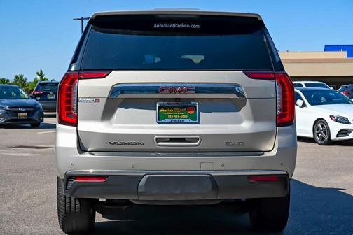 2023 GMC Yukon XL SLT