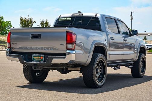 Silver Sky Metallic 2019 Toyota Tacoma SR5