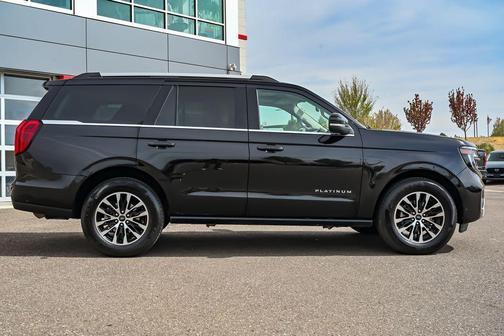 Black Metallic 2025 Ford Expedition Platinum