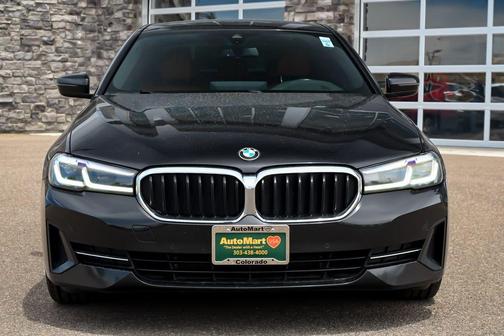 Black Sapphire Metallic 2021 BMW 530 i xDrive